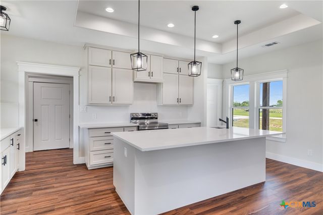 285 Kendal Drive, Victoria, TX 77904