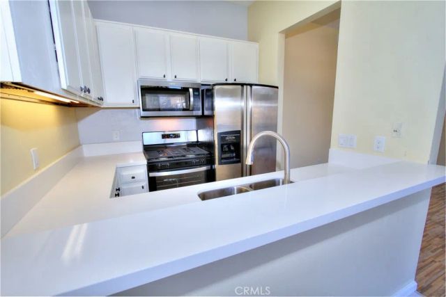 78 Brownfield, Pomona, CA 91766