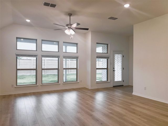 247 Du Bois DR, Kyle, TX 78640