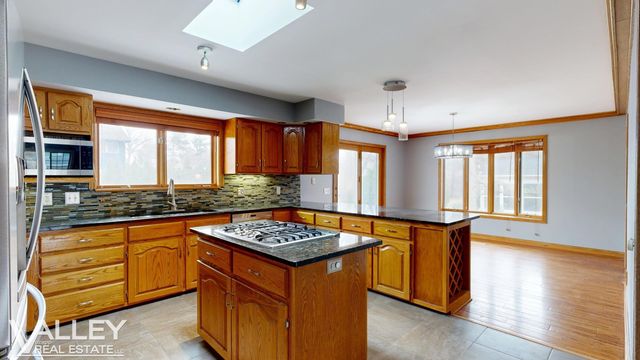 5320 N Nottingham Drive, Saginaw, MI 48603