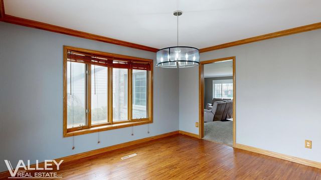 5320 N Nottingham Drive, Saginaw, MI 48603