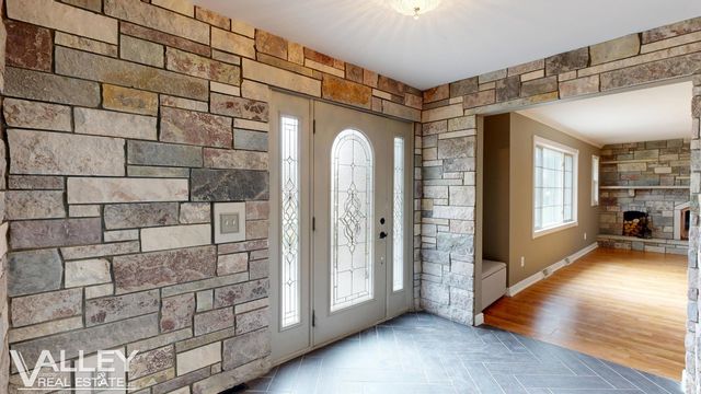 5320 N Nottingham Drive, Saginaw, MI 48603
