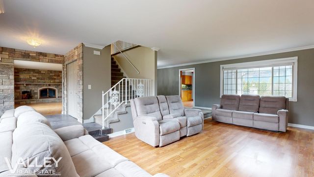 5320 N Nottingham Drive, Saginaw, MI 48603