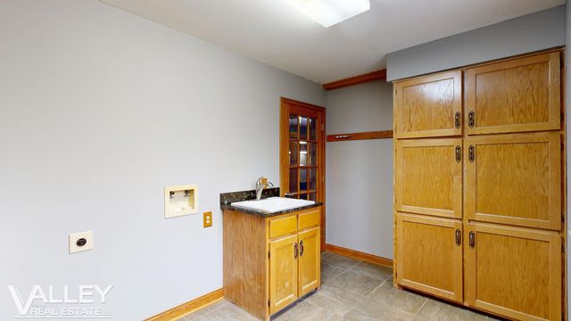5320 N Nottingham Drive, Saginaw, MI 48603
