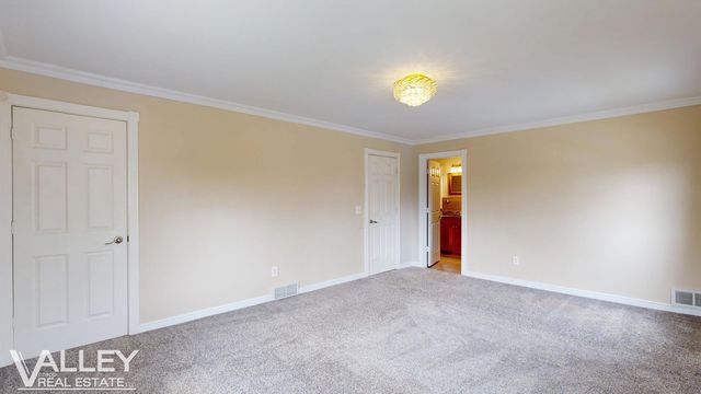 5320 N Nottingham Drive, Saginaw, MI 48603