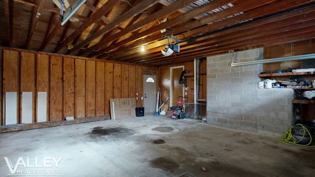 5320 N Nottingham Drive, Saginaw, MI 48603