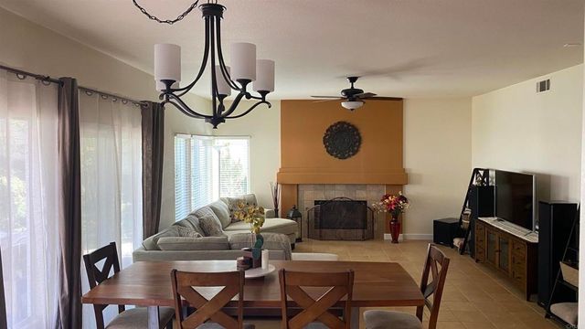 1068 Barsky Lane, Fallbrook, CA 92028