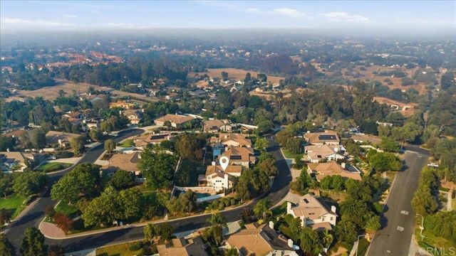 1068 Barsky Lane, Fallbrook, CA 92028