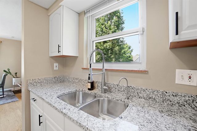 4157 Paxton Woods Lane, Cincinnati, OH 45209