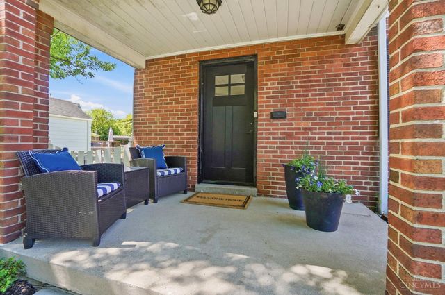 4157 Paxton Woods Lane, Cincinnati, OH 45209