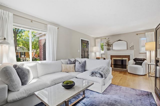 4157 Paxton Woods Lane, Cincinnati, OH 45209