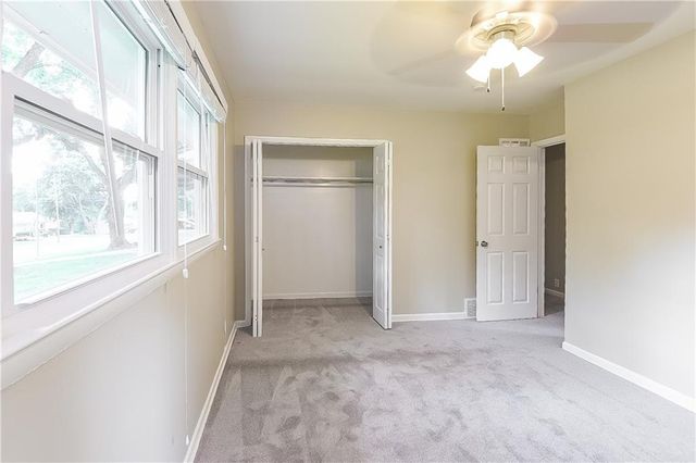 12500 E 54th Terrace, Kansas City, MO 64133