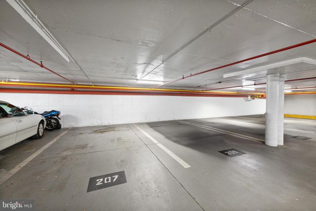 490 M ST SW #W802, Washington, DC 20024