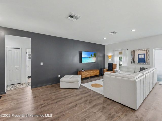 9397 Northcliffe Boulevard, Spring Hill, FL 34606