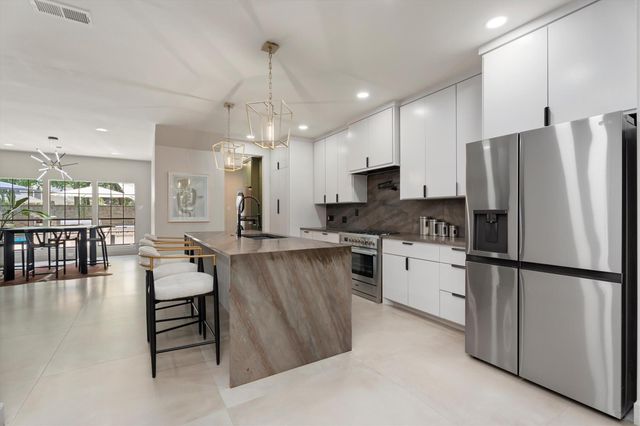 5151 Verdant Way, Houston, TX 77069