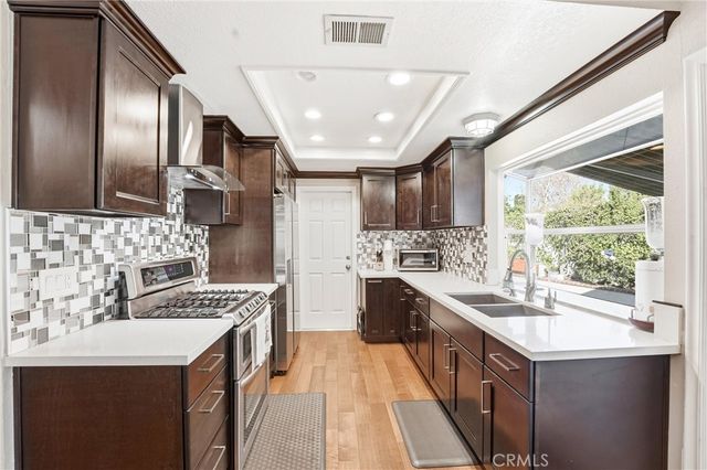 14271 Morning Glory Rd, Tustin, CA 92780