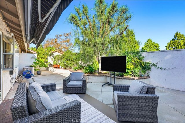 14271 Morning Glory Rd, Tustin, CA 92780