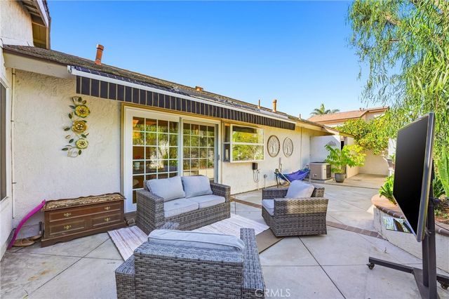 14271 Morning Glory Rd, Tustin, CA 92780