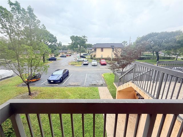 9141 NW 1st Ct 204, Pembroke Pines, FL 33024