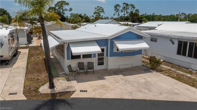 178 Caravan CIR, North Fort Myers, FL 33903