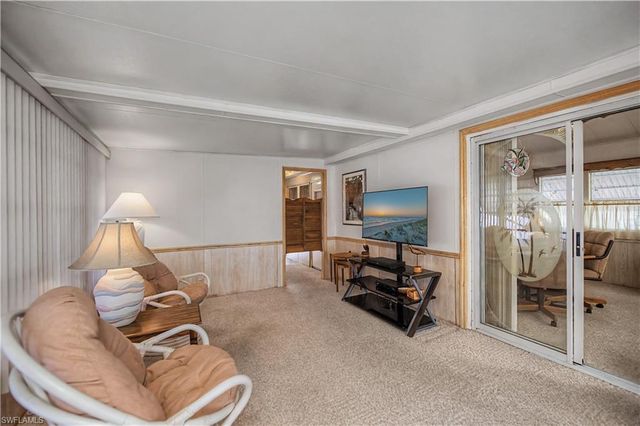 178 Caravan CIR, North Fort Myers, FL 33903
