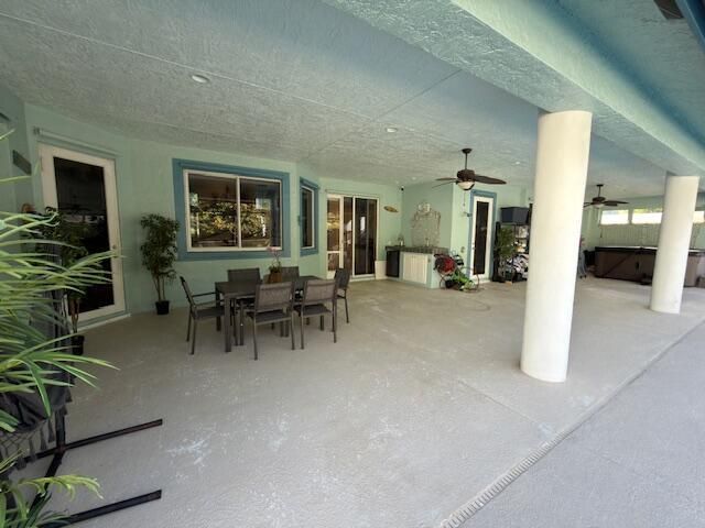 11666 SW Meadowlark Circle, Stuart, FL 34997