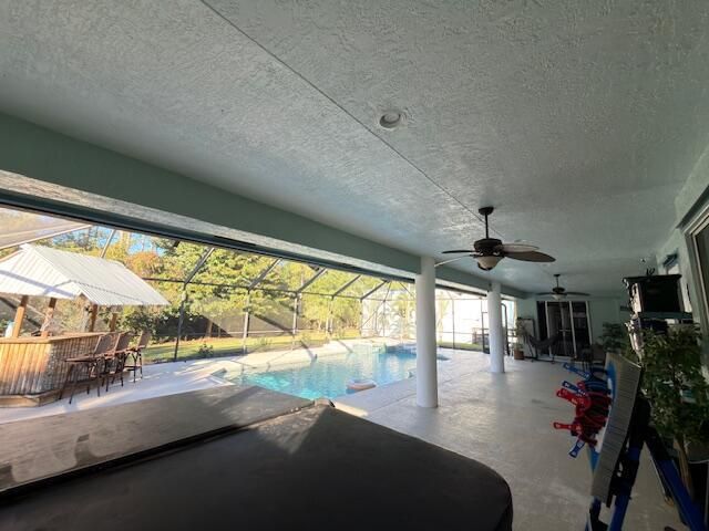 11666 SW Meadowlark Circle, Stuart, FL 34997