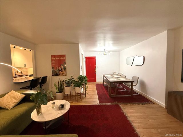 112-30 Northern Boulevard 2A, Corona, NY 11368