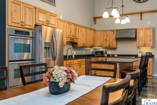1139 Birch Avenue, Mankato, MN 56001