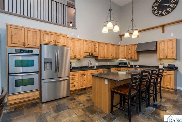 1139 Birch Avenue, Mankato, MN 56001