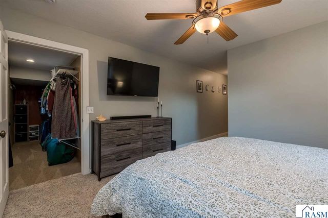 1139 Birch Avenue, Mankato, MN 56001