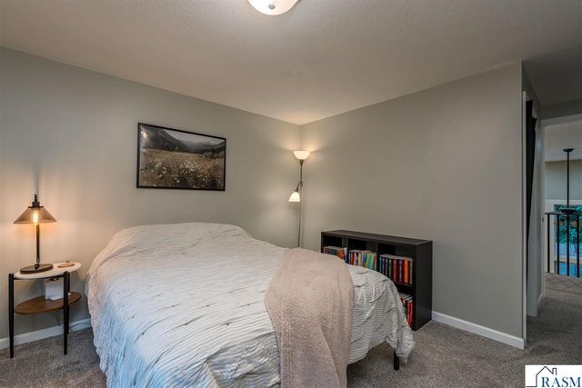 1139 Birch Avenue, Mankato, MN 56001