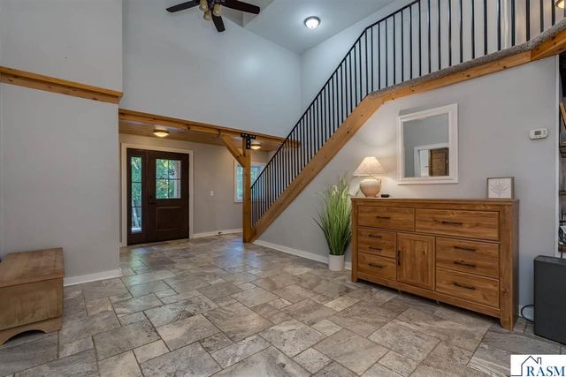 1139 Birch Avenue, Mankato, MN 56001