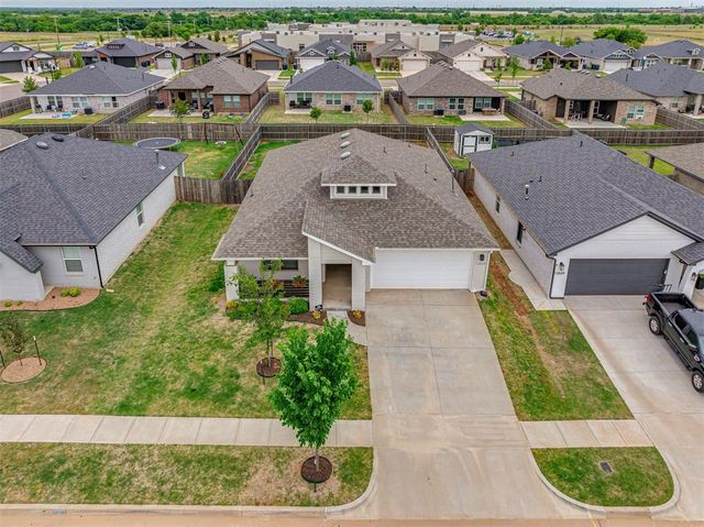 13608 Arrowhead Boulevard, Yukon, OK 73099