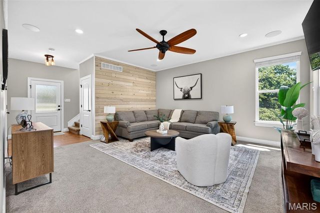 110 Little Tree Court, Wentzville, MO 63385