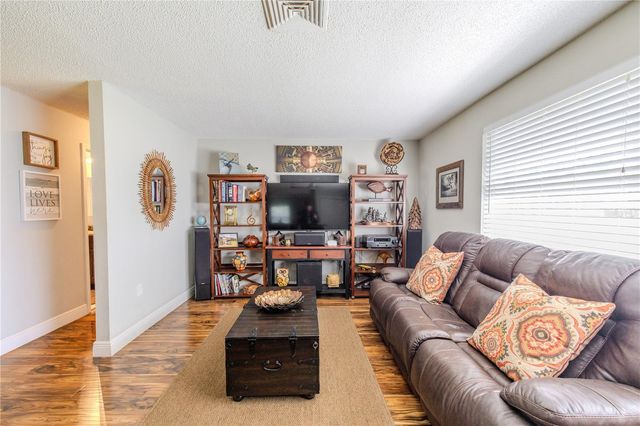 9251 STAR TRAIL, New Port Richey, FL 34654