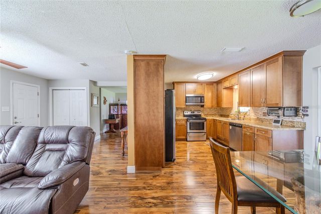 9251 STAR TRAIL, New Port Richey, FL 34654