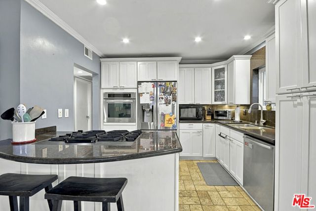 21824 San Miguel Street, Woodland Hills, CA 91364