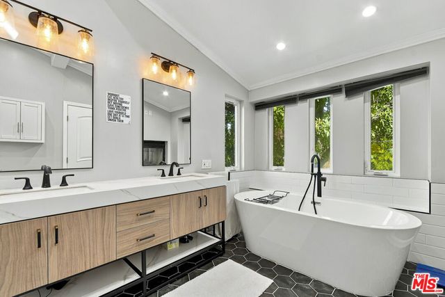 21824 San Miguel Street, Woodland Hills, CA 91364
