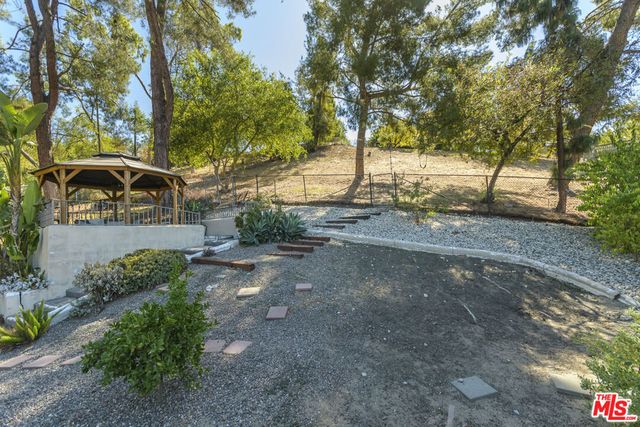 21824 San Miguel Street, Woodland Hills, CA 91364