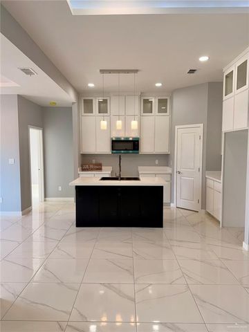 1348 13th Street, Alamo, TX 78516