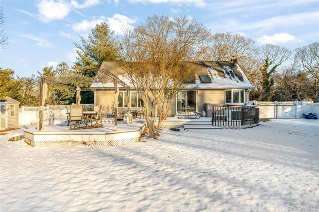 378 Mac Arthur Boulevard, Hauppauge, NY 11788