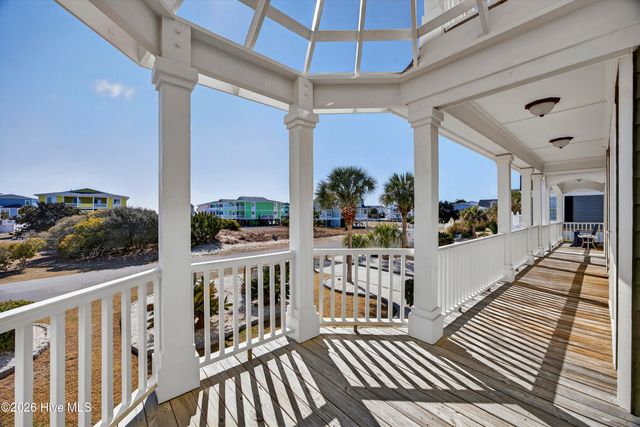 1055 Tide Ridge Drive, Holden Beach, NC 28462