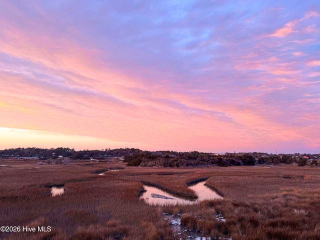 1055 Tide Ridge Drive, Holden Beach, NC 28462
