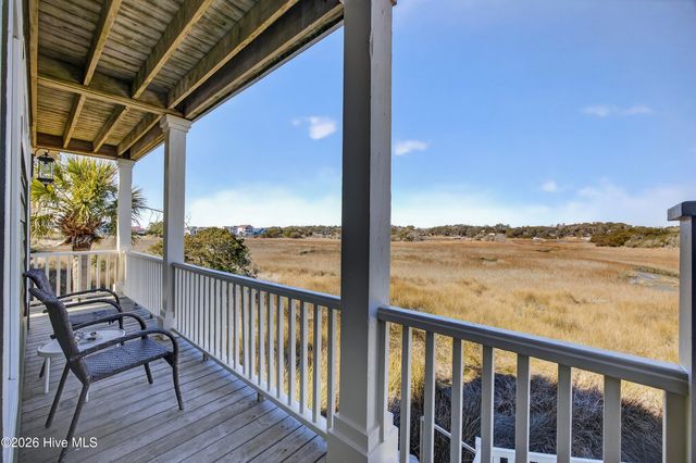 1055 Tide Ridge Drive, Holden Beach, NC 28462