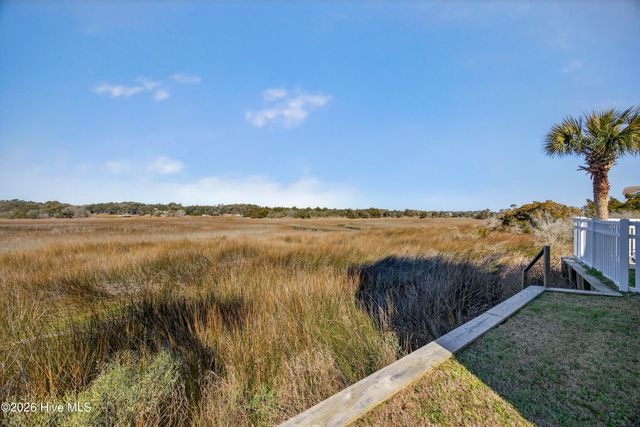 1055 Tide Ridge Drive, Holden Beach, NC 28462