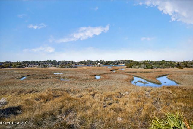 1055 Tide Ridge Drive, Holden Beach, NC 28462