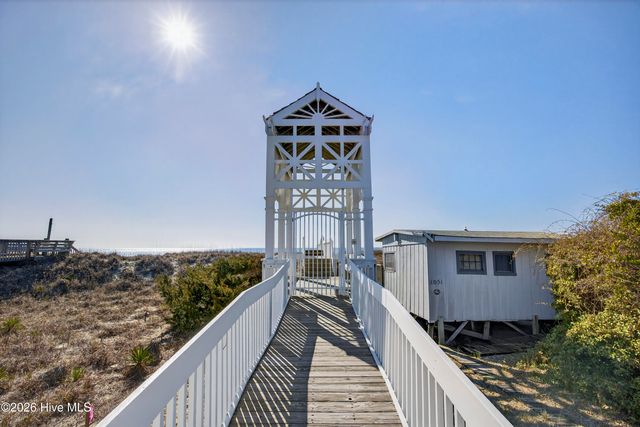 1055 Tide Ridge Drive, Holden Beach, NC 28462