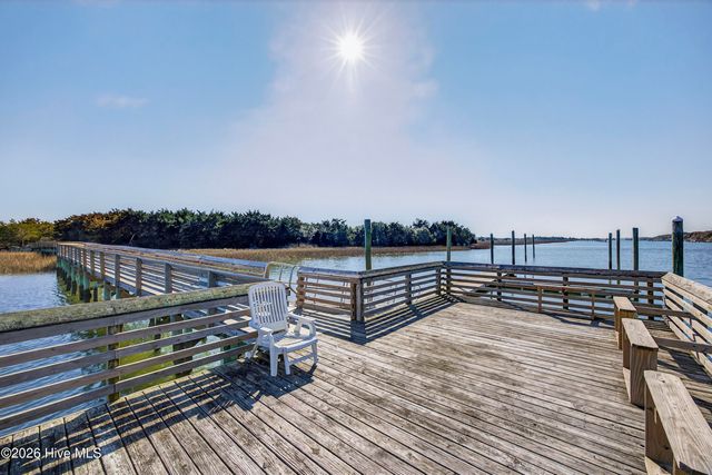 1055 Tide Ridge Drive, Holden Beach, NC 28462