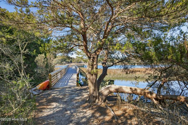 1055 Tide Ridge Drive, Holden Beach, NC 28462